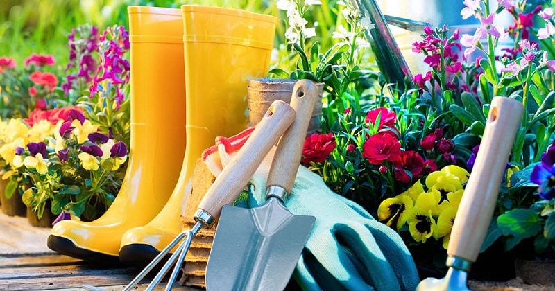 Comment bien choisir son matériel de jardinage 